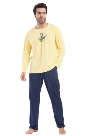 Pijamale barbati, Vienetta Man, model Ursuletul la chitara, bumbac, buzunare, uni, galben/bleumarin