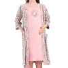 Compleu gravida, Vienetta, model Golden Cocoon, halat si camasa pentru alaptat cu orificii laterale pentru alaptat incheiate cu nasturi, cordon in talie, buzunare, corai