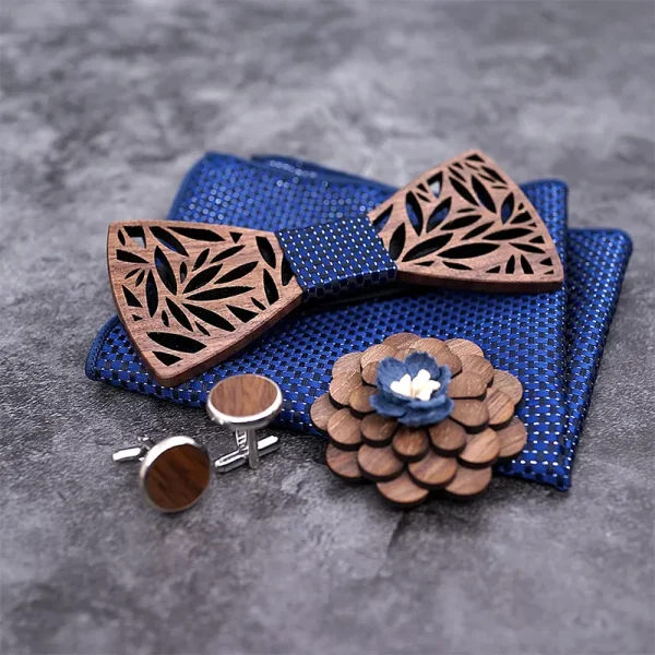 Set papion barbatesc elegant din lemn MENZ®, model Elegant Wood, cu batista galbena, butoni si brosa, intr-o cutie de lemn, cadoul ideal pentru nunta, aniversare sau ocazii speciale, bleumarin - imagine 5